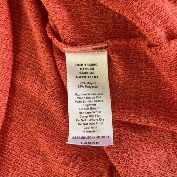 PST Top Large Coral Short Sleeve Tee Casual Y2K Retro Athleisure Everyday - Picture 5 of 5